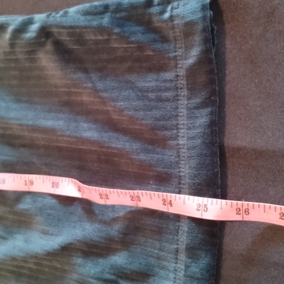 SJB Sport Woman's turtle neck long sleeve Shirt ribbed Small/petite Green - Picture 6 of 12